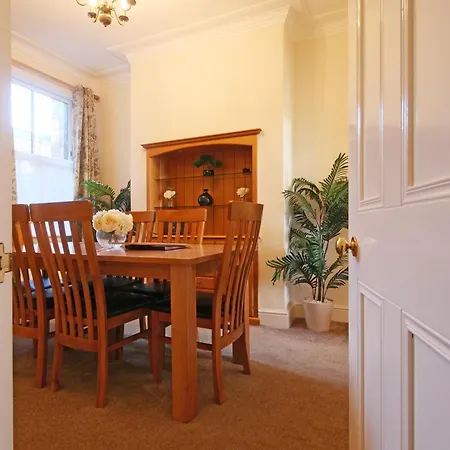 59 Moss - Close To The Centre