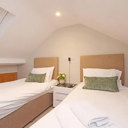 59 Moss - Close To The Centre York