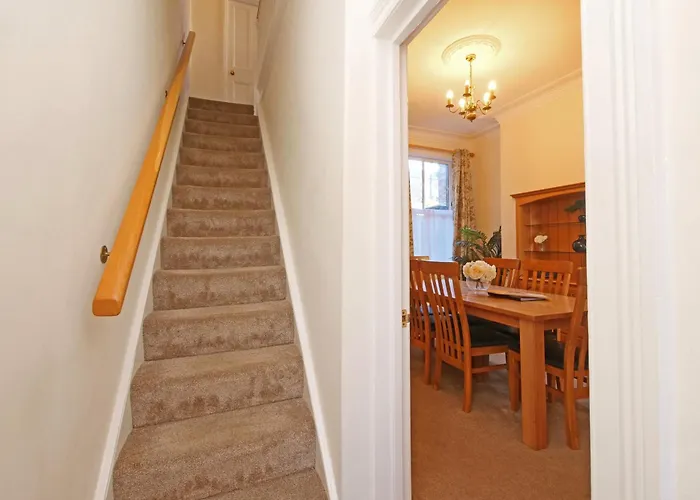 59 Moss - Close To The Centre *