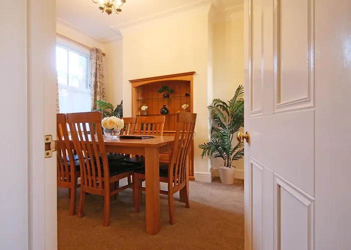 59 Moss - Close To The Centre