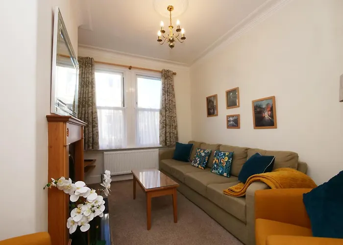 59 Moss - Close To The Centre