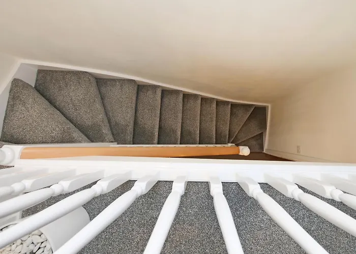 59 Moss - Close To The Centre