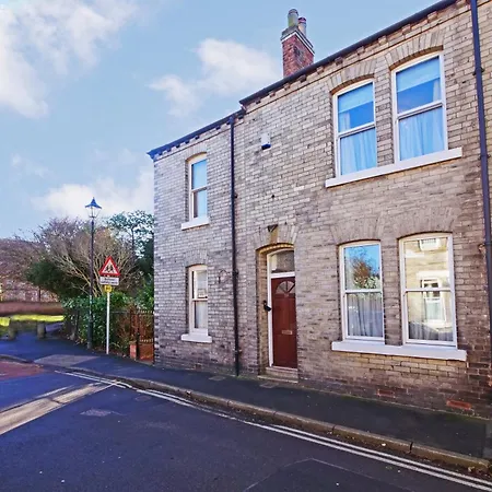 59 Moss - Close To The Centre * York